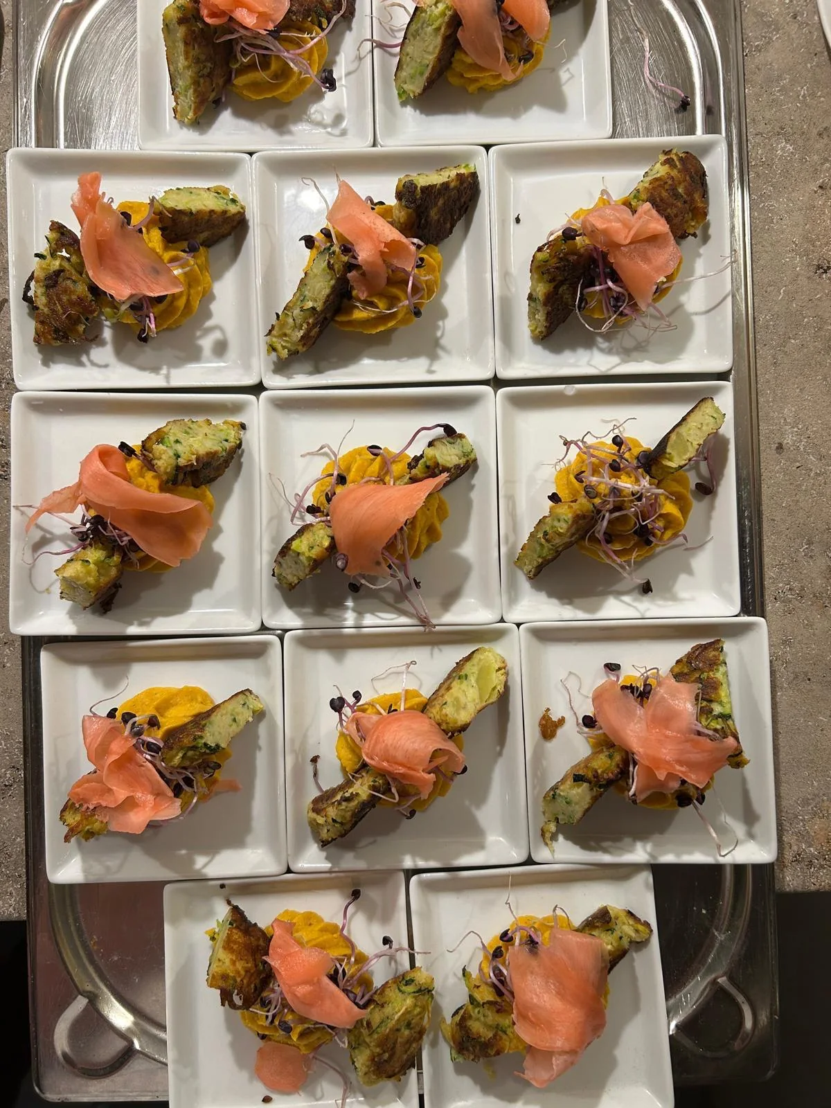Fingerfood München mit Lachs-Häppchen für Events